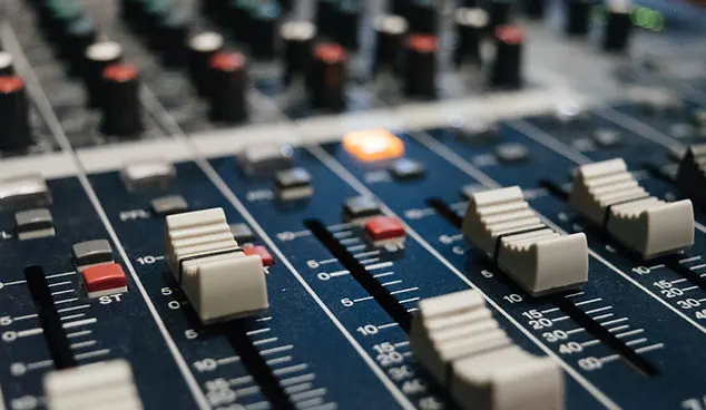 Digital music production class