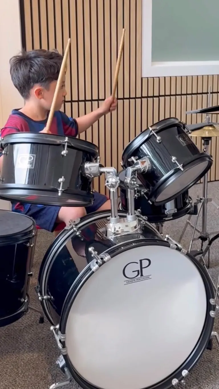 🥁 Drum Lessons for Kids & Adults
